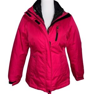 Free Country Snow/Ski Fuchsia Jacket with Black Details